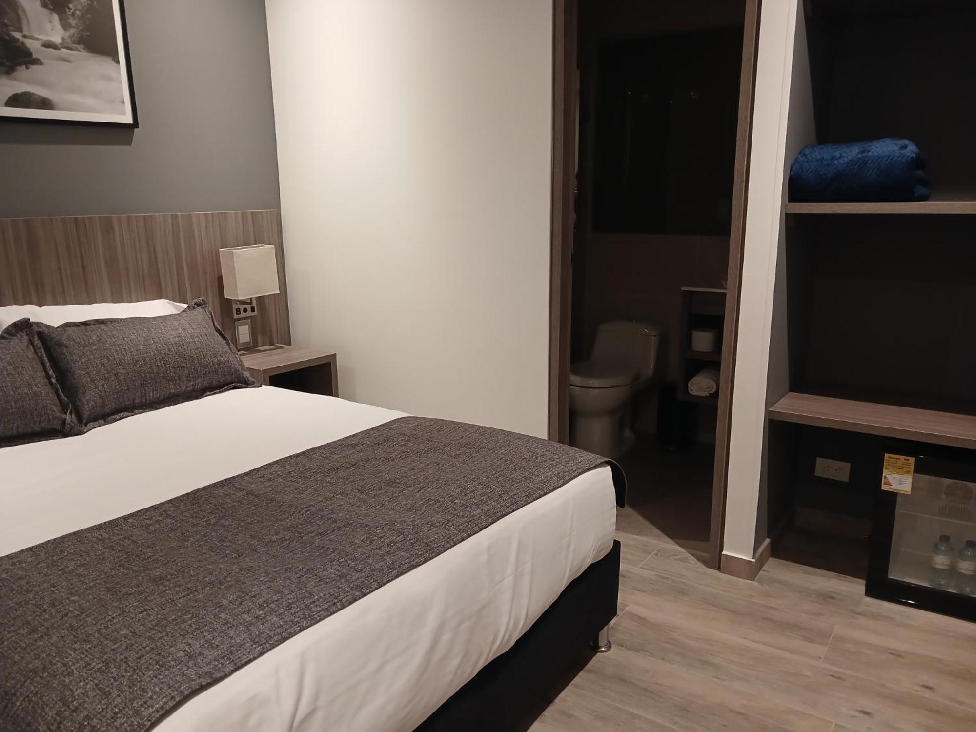 Hotel Santino Хенесано Экстерьер фото